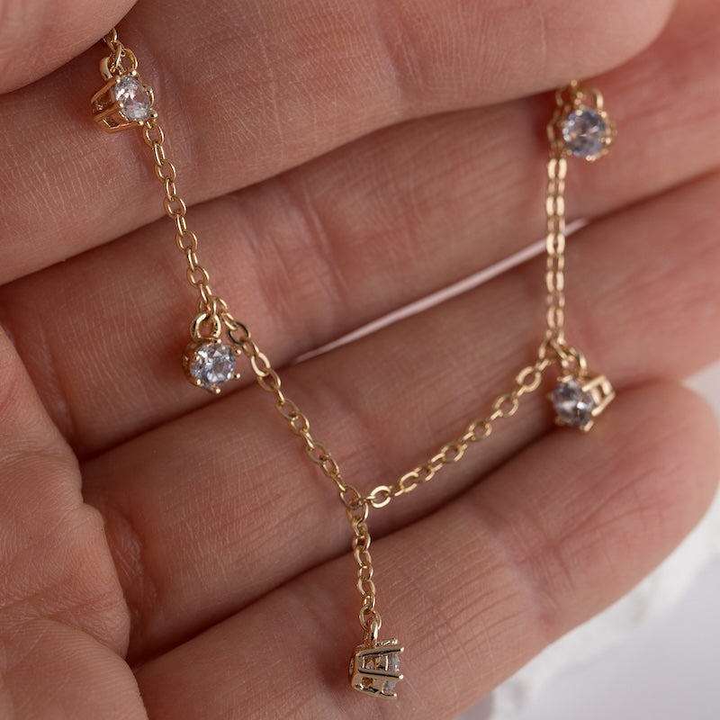 mitrumizturīga kājas ķēdīte