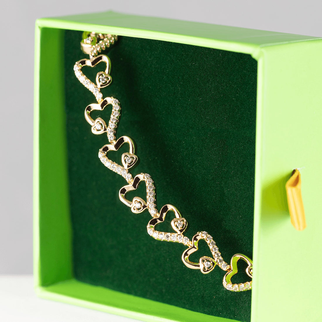 Antialerģiska rokassprādze ar kristāliem 'IEVA'