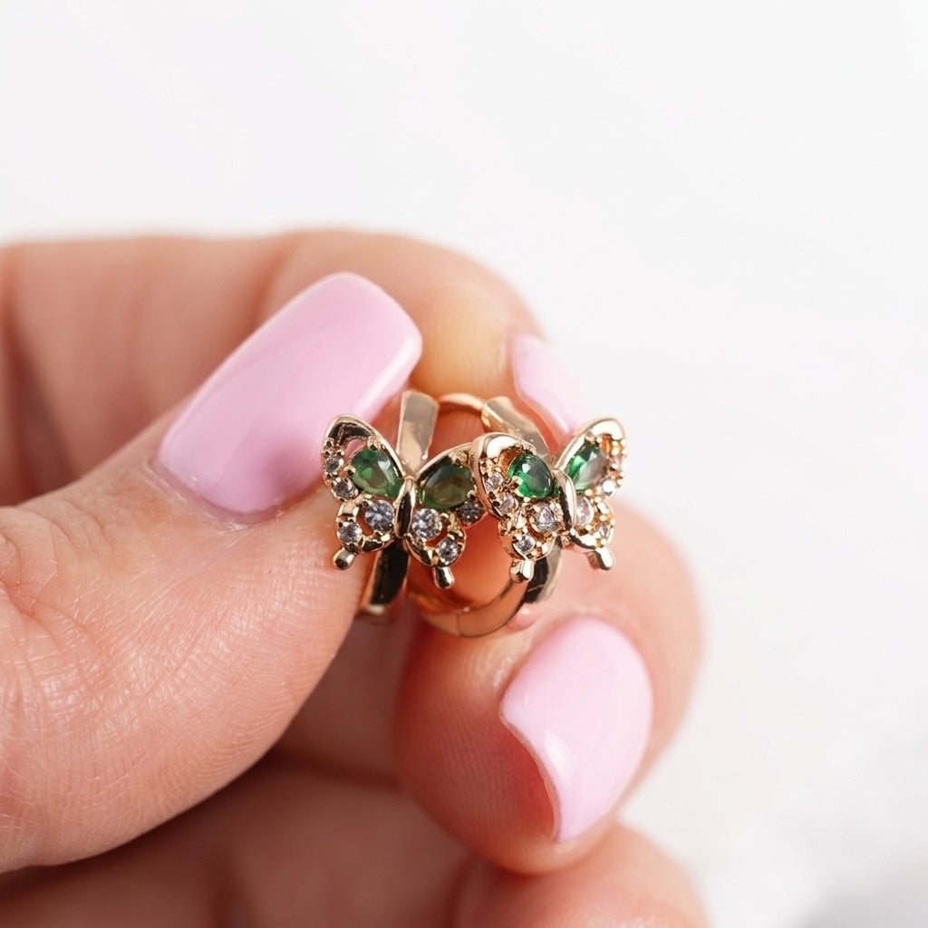 'TIJA' earrings with English clasp.